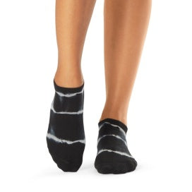 Tavi Noir Savvy Grip Socks - Black Wave Stripe
