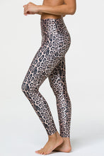 Load image into Gallery viewer, Onzie High Rise Legging - Leopard