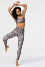Load image into Gallery viewer, Onzie Chic Bra - Leopard