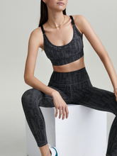 Load image into Gallery viewer, Varley Luna Legging - Textured Scale