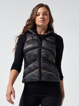 Load image into Gallery viewer, Blanc Noir Camo Zip Front Vest