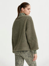 Load image into Gallery viewer, Varley Berea Half-Zip - Gravity Green