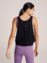 Load image into Gallery viewer, Varley Buckley Tank - Black