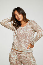 Load image into Gallery viewer, Chaser Linen French Terry Long Sleeve Raglan Pullover - White Cheetah