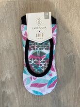 Load image into Gallery viewer, Tavi Noir Emma Grip Sock- Pixie