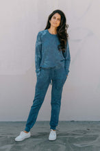 Load image into Gallery viewer, Softwear Women&#39;s Jogger - Blue Tie Dye