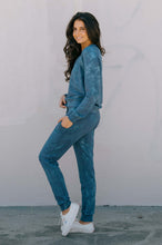 Load image into Gallery viewer, Softwear Women&#39;s Jogger - Blue Tie Dye