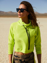 Load image into Gallery viewer, Koral Pump Netz Pullover- Neon Lime