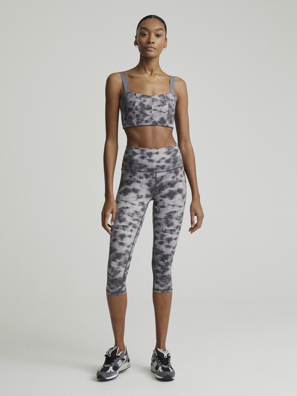 VARLEY Let s Go Crop Leggings 18 Concrete Leaf C.O.R.E. grow