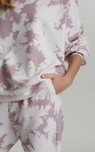 Load image into Gallery viewer, Varley Erwin Sweat Crewneck - Taupe Tie Dye