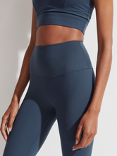 Load image into Gallery viewer, VARLEY Always High Legging 27&quot; - Navy Slate