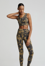 Load image into Gallery viewer, VARLEY Let&#39;s Go Pocket Legging 25&quot; - Flaxen Tie Dye