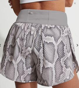 Varley - Derby Short - Alabaster Python