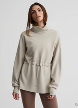 Load image into Gallery viewer, Varley - Freya Sweat Silver Lining