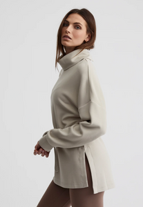 Varley - Freya Sweat Silver Lining