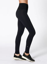 Load image into Gallery viewer, Nux CJ HW Legging - Black