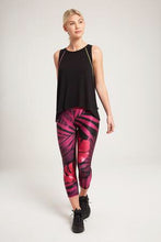 Load image into Gallery viewer, Terez High Low Muscle Tank w/ Piping - Black