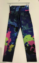 Load image into Gallery viewer, Terez High Rise Capri- Deep Sea Camo