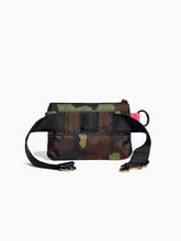 Load image into Gallery viewer, ANDI Urban Clutch- Ink Camo Pop Pink