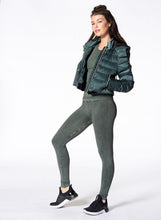 Load image into Gallery viewer, Nux Crop Puffer Jacket - Forest